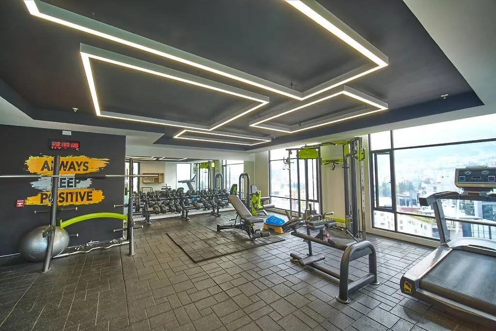 Moderna Suite En Quito